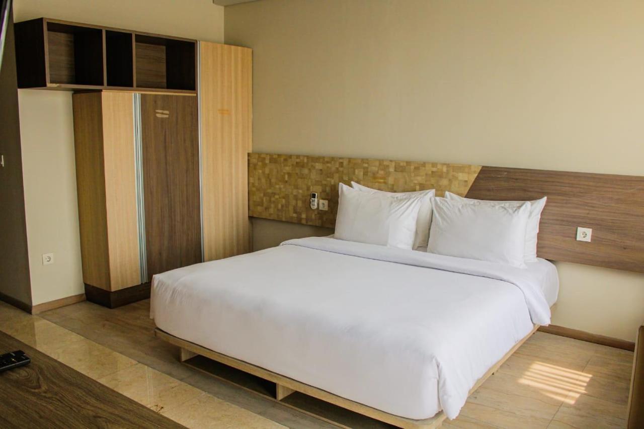 Graha Makara Suite Hotel & Residence Cikarang Εξωτερικό φωτογραφία