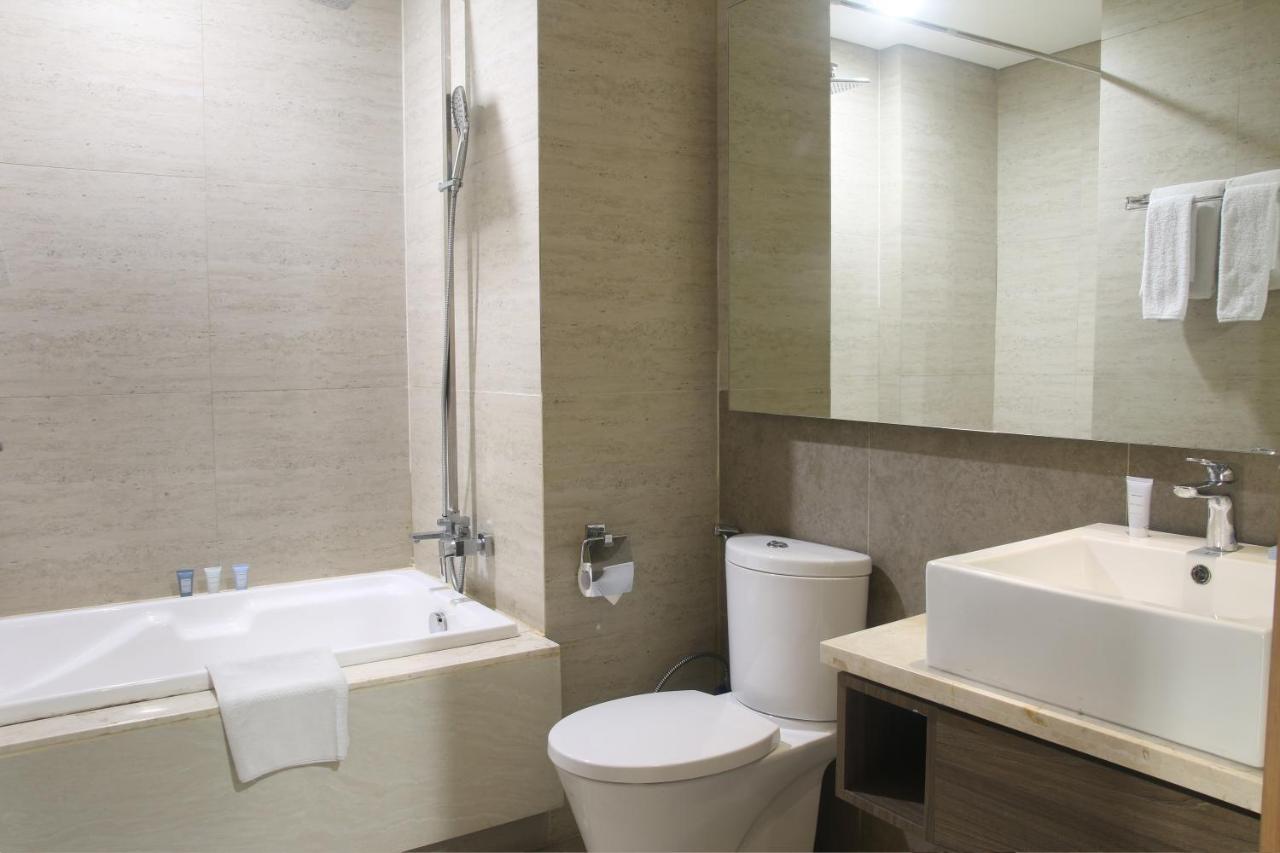 Graha Makara Suite Hotel & Residence Cikarang Εξωτερικό φωτογραφία
