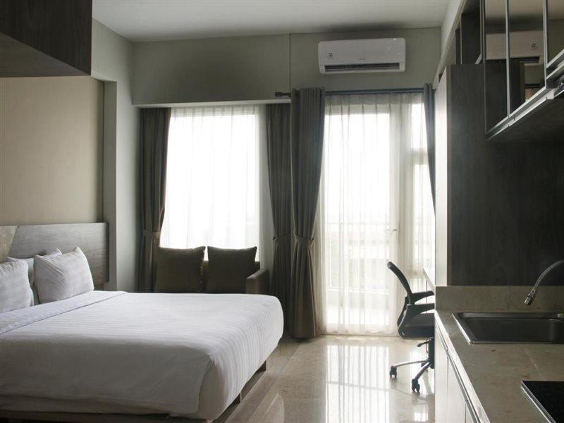Graha Makara Suite Hotel & Residence Cikarang Εξωτερικό φωτογραφία